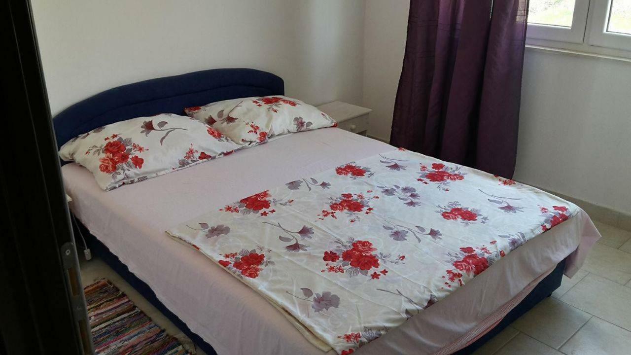 Apartments Luki Τρογκίρ Εξωτερικό φωτογραφία