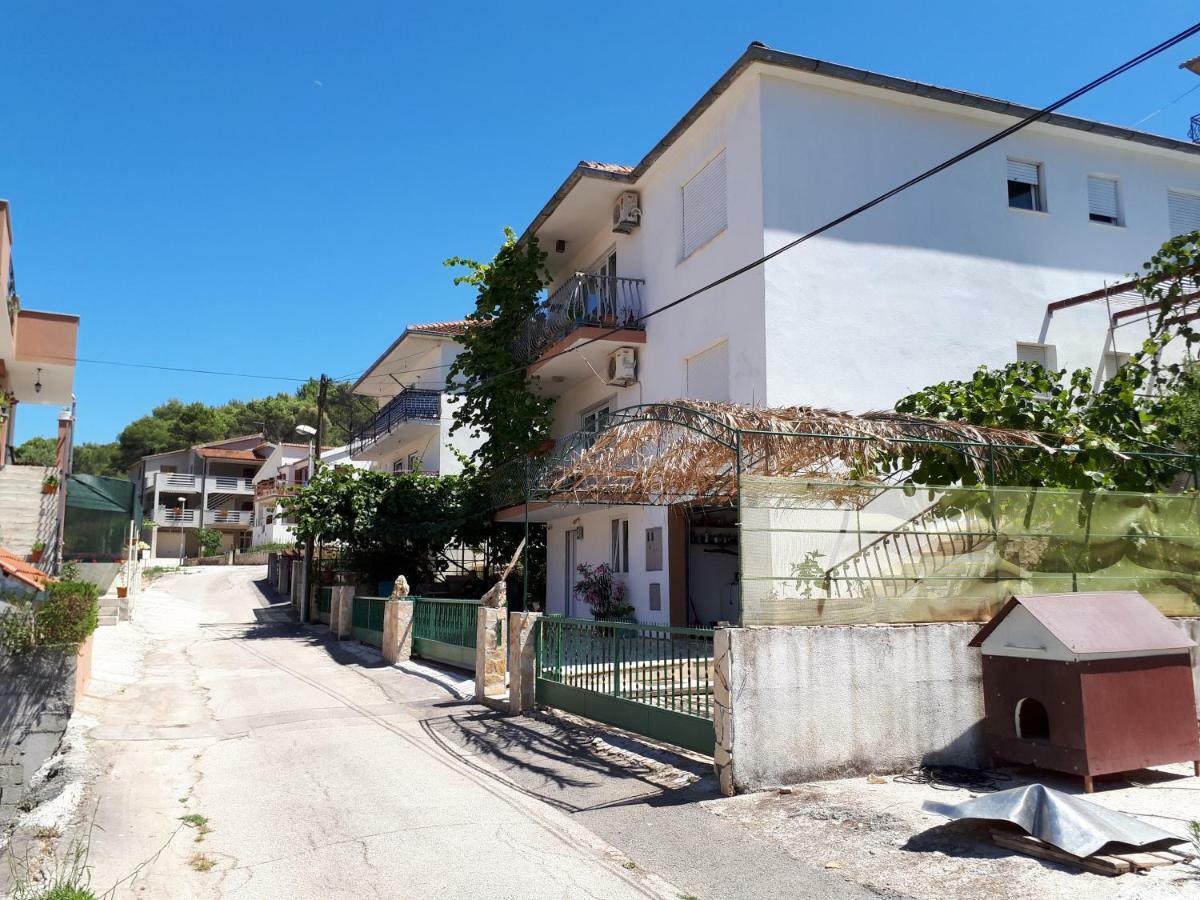 Apartments Luki Τρογκίρ Εξωτερικό φωτογραφία